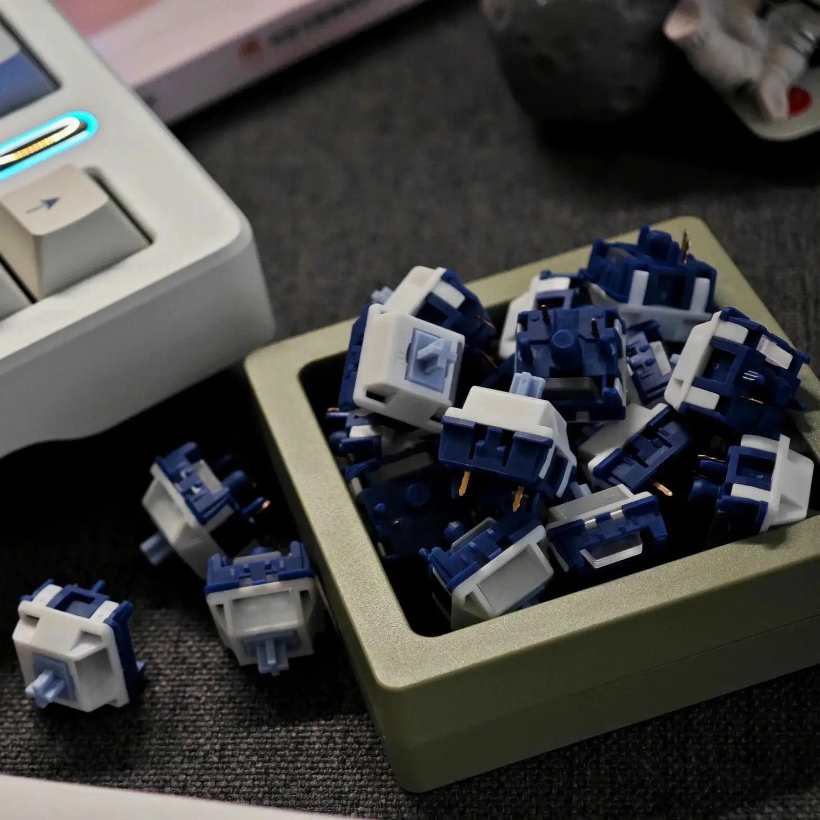 HMX Ice Lotus Tactile Switches