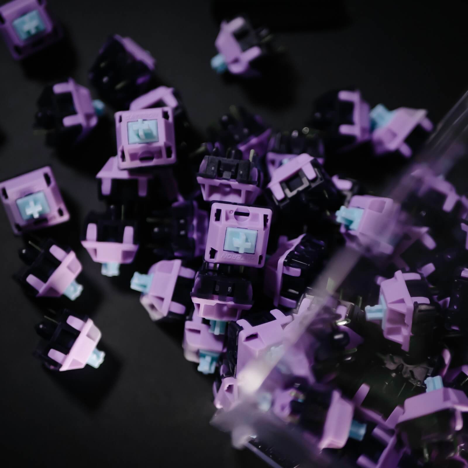 Gateron Blue Bubblegum V2 Switches