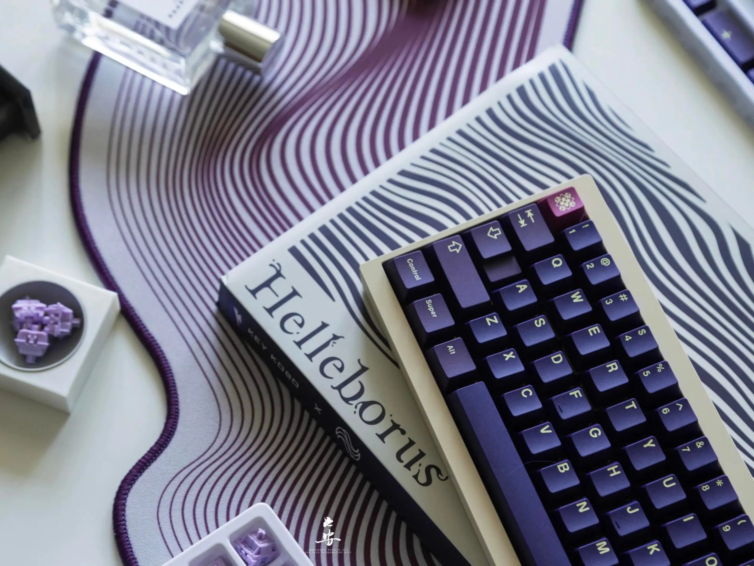KeyKobo Helleborus Keycap Set - SerpentKeys